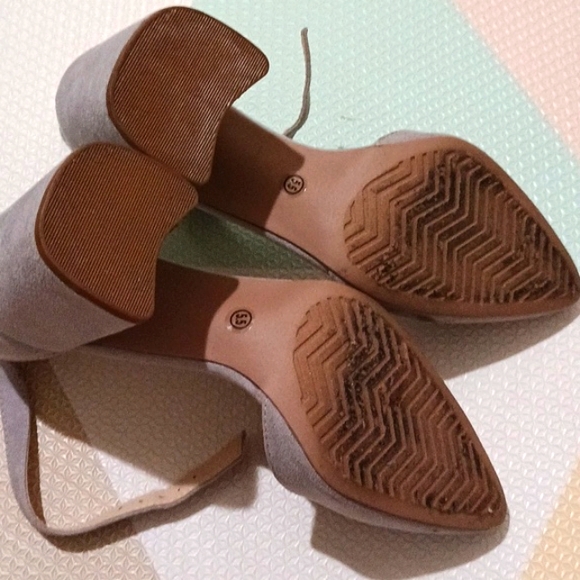 Lulu's Grey Stileto Heel size 5.5 - Picture 5 of 10